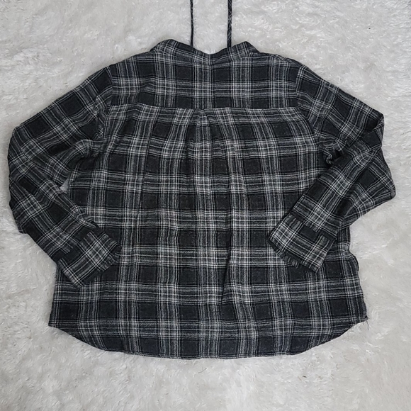 **Sold** - Picture 6 of 8